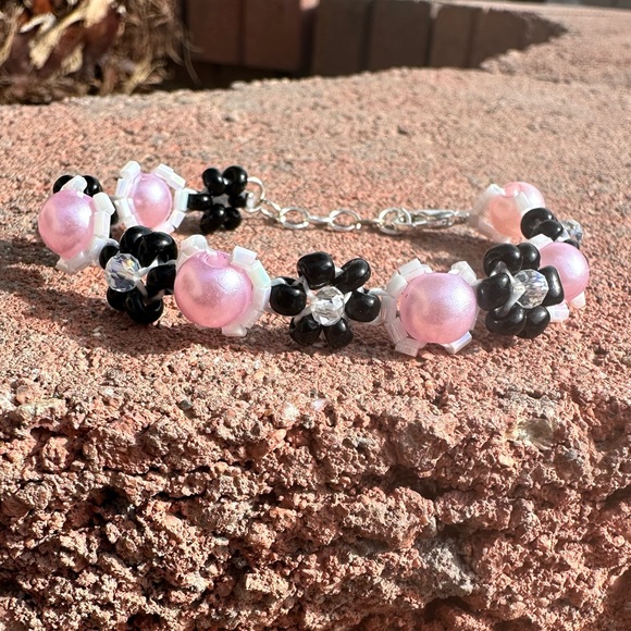 Jewelry - Handmade Black & Pearl Pink Floral Adjustable Bracelet w Silver Colored Accents